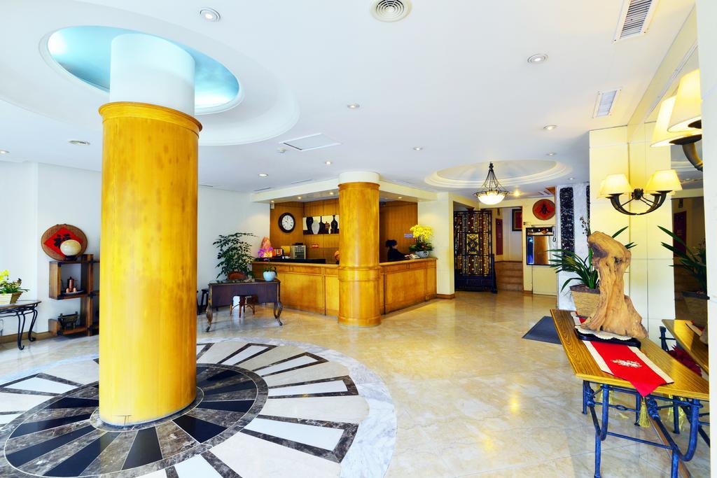 Apollo Hotel Puli Extérieur photo